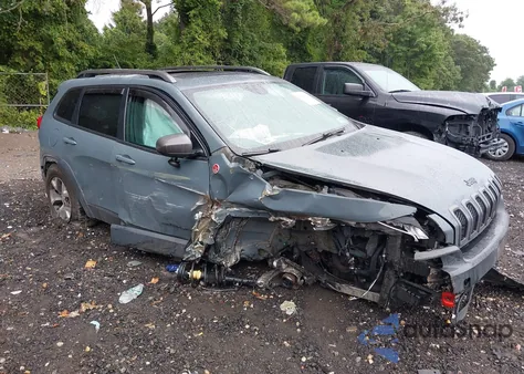 2015 Jeep Cherokee Trailhawk from USA, damaged, VIN 1C4PJMBS9FW752478